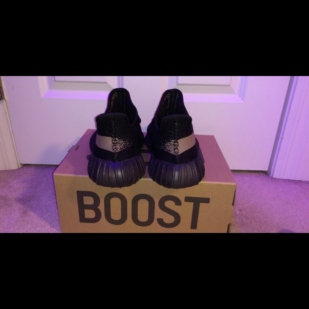 Authentic Yeezys - Picture 3 of 5